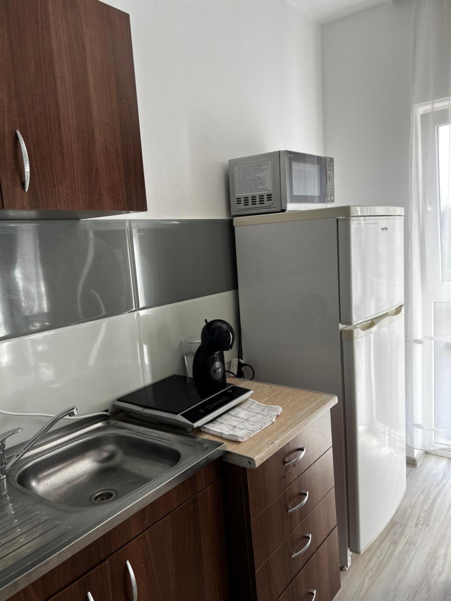 Casa Habana 2 Apartment Oradea Exterior photo